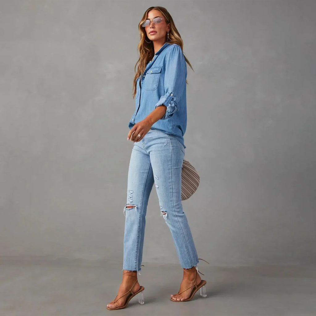 Classic Vintage Shirt with a Flattering Fit