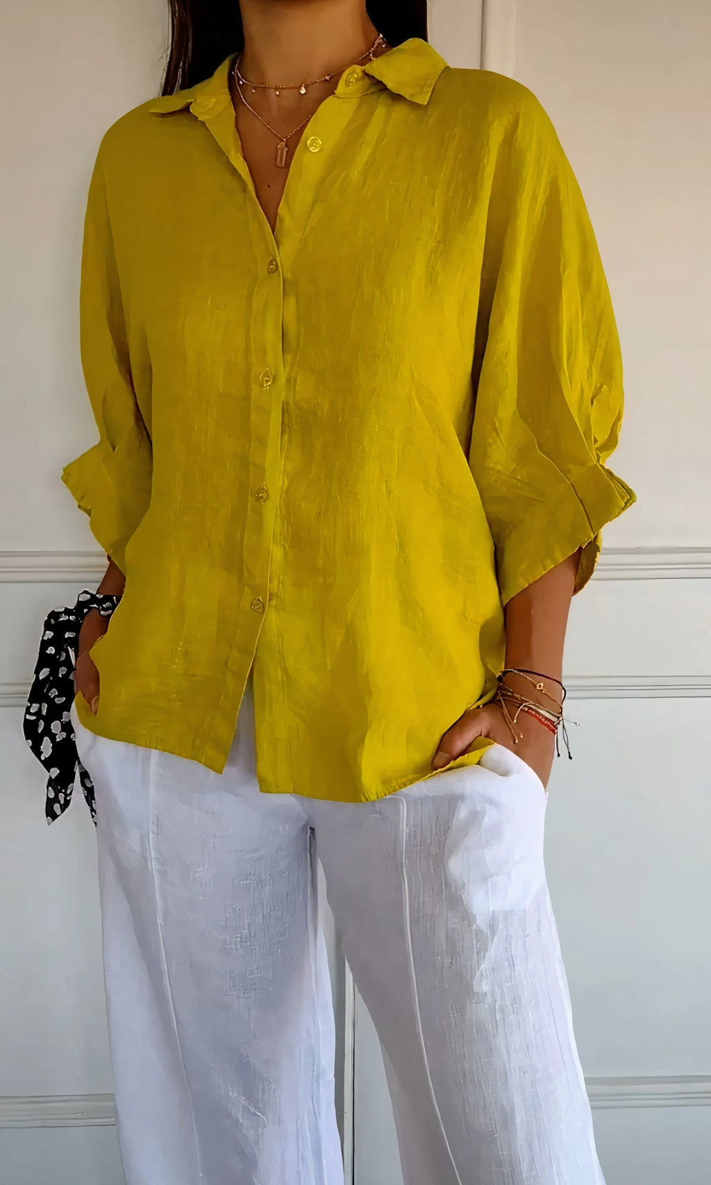 Sophisticated Blouse with a Clean Classic Look