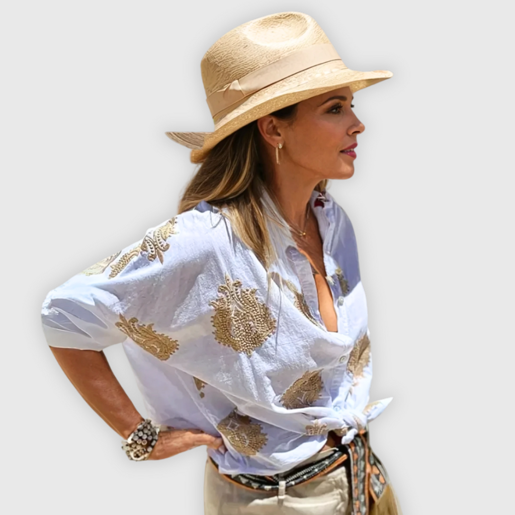 Well Tailored Blouse with a Graceful Silhouette