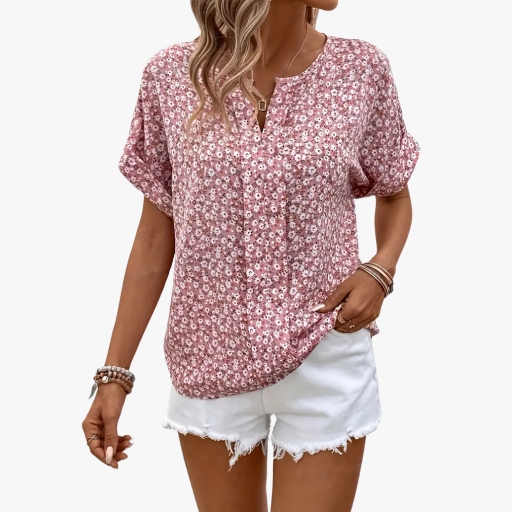 Well Tailored Blouse with a Graceful Silhouette