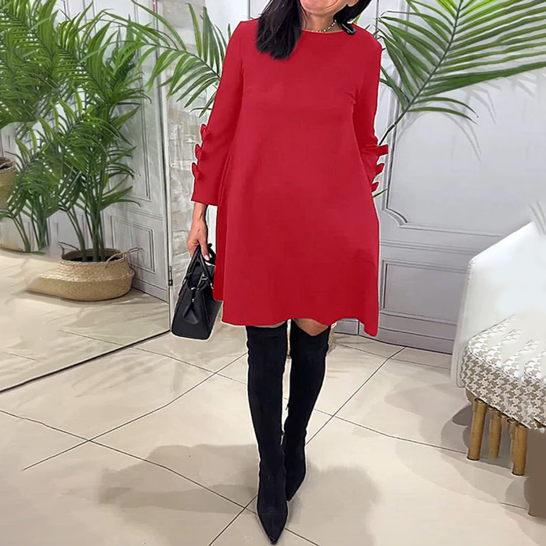 Effortlessly Elegant Dress with a Timeless Design