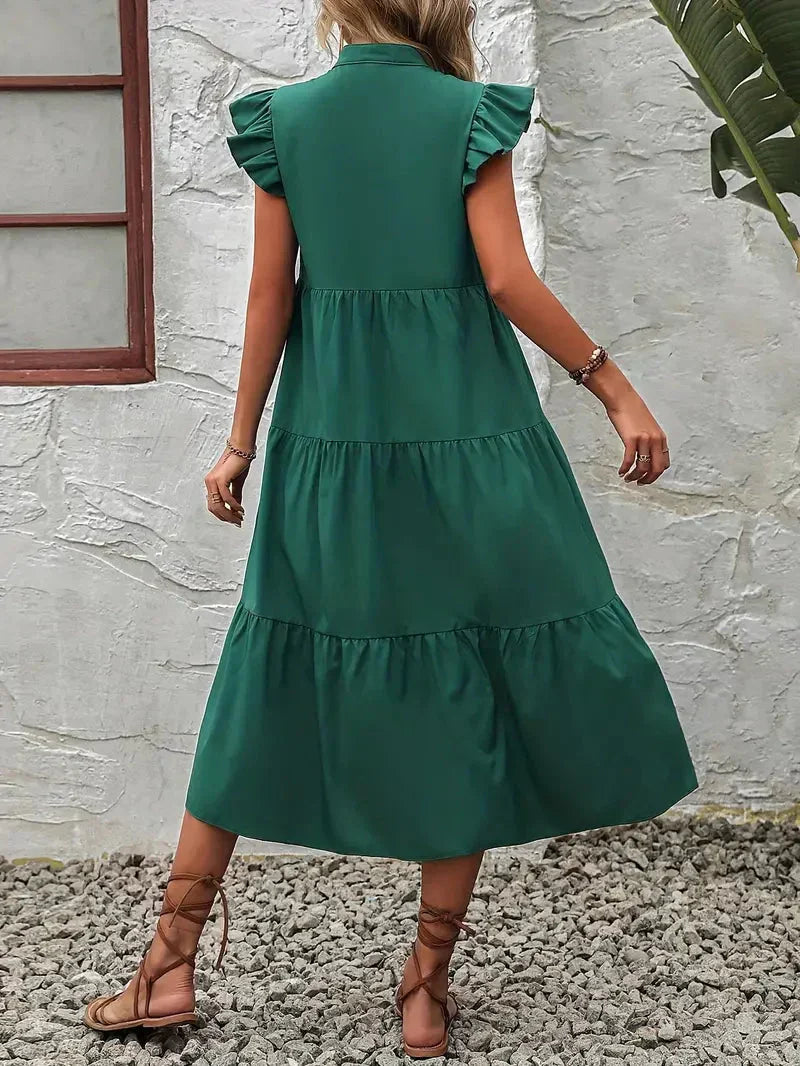 Classic Vintage Dress with a Flattering Fit