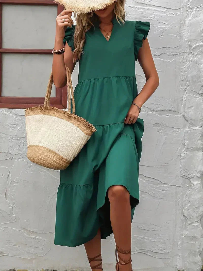 Classic Vintage Dress with a Flattering Fit