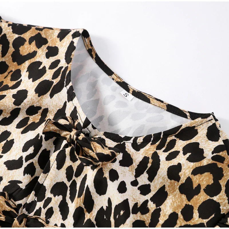Sophisticated Blouse with a Clean Classic Look
