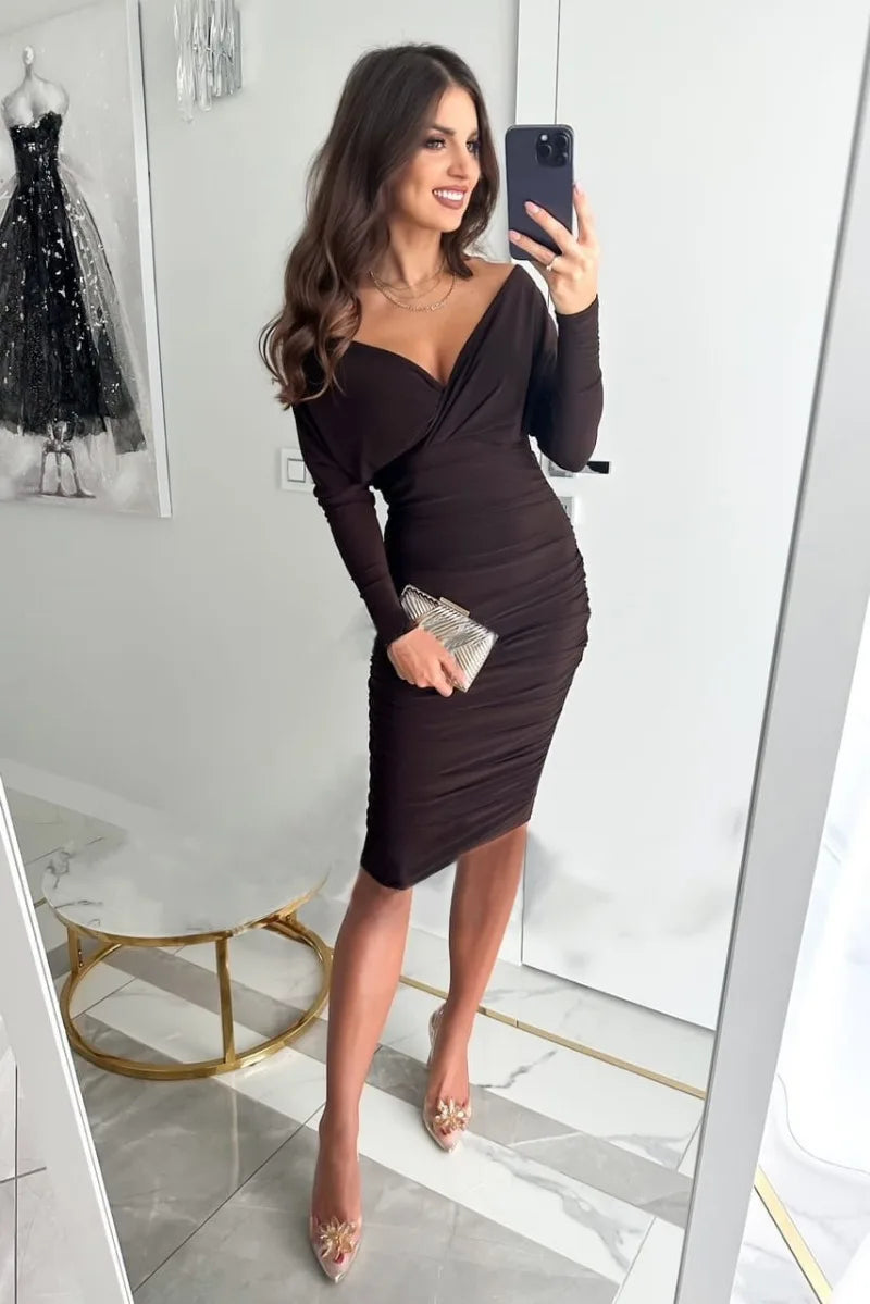 Sophisticated Dress with a Clean Classic Look