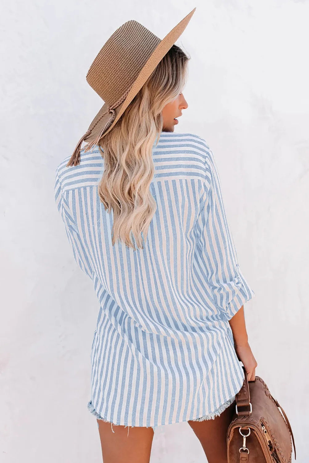 Effortlessly Elegant Blouse with a Timeless Design