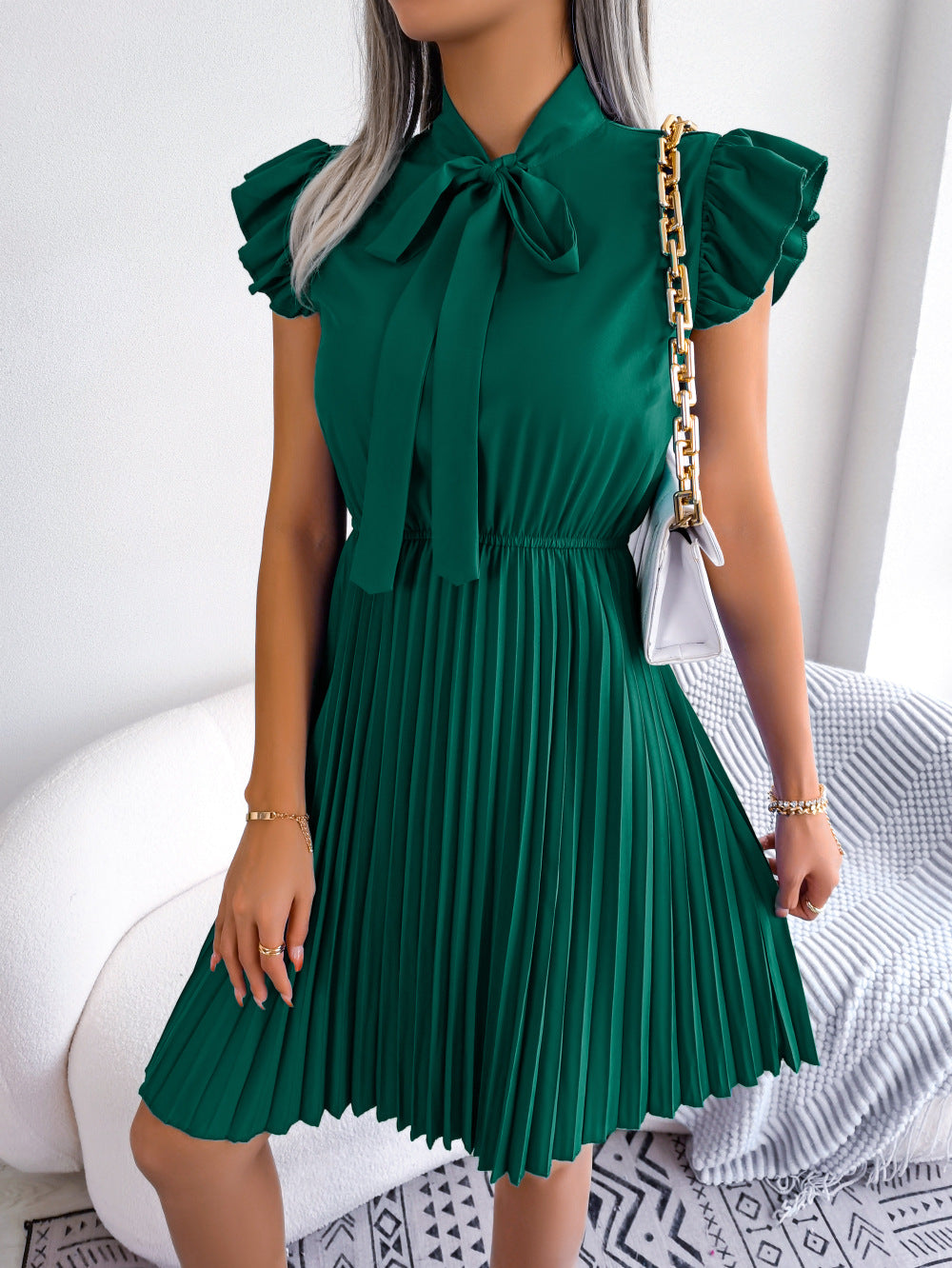Classic Vintage Dress with a Flattering Fit