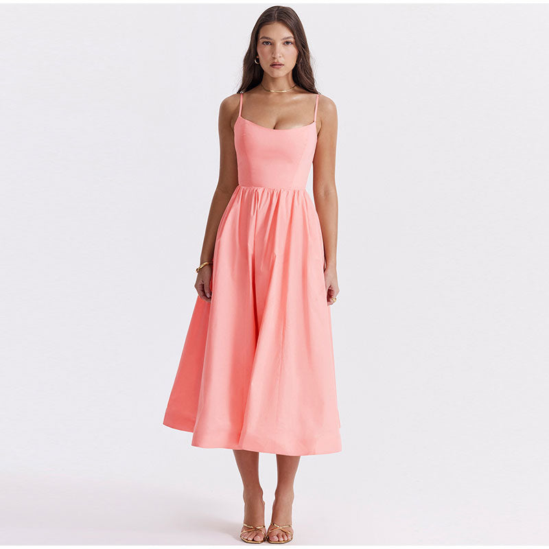 Beautifully Finished Dress in a Timeless Design