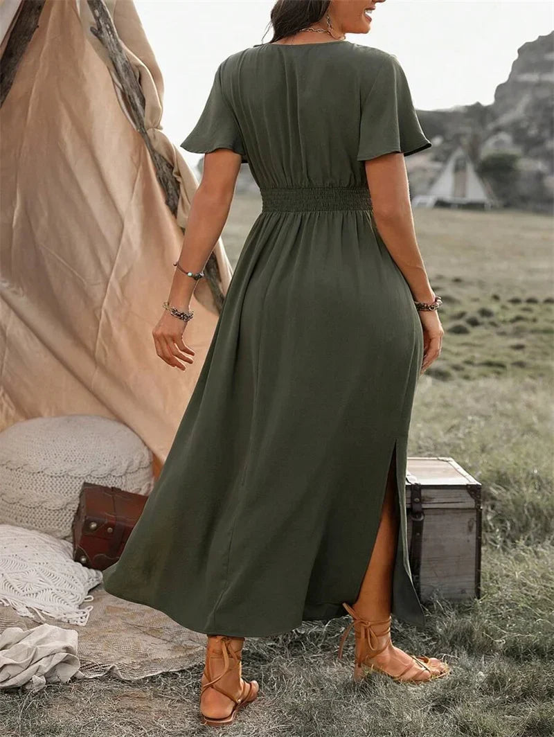 Sophisticated Dress with a Clean Classic Look