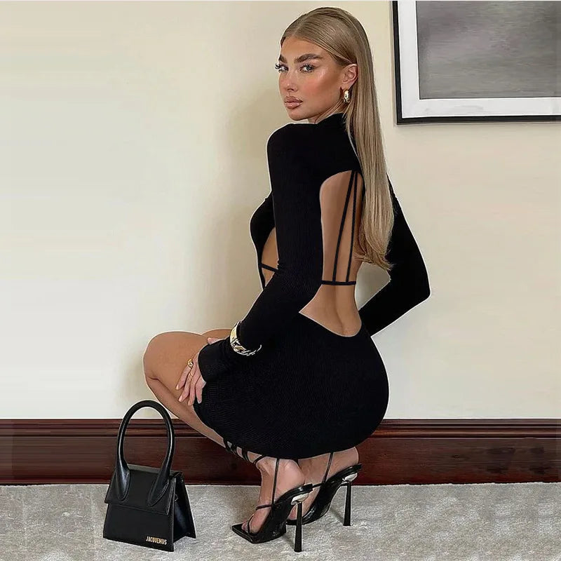 Effortlessly Elegant Dress with a Timeless Design