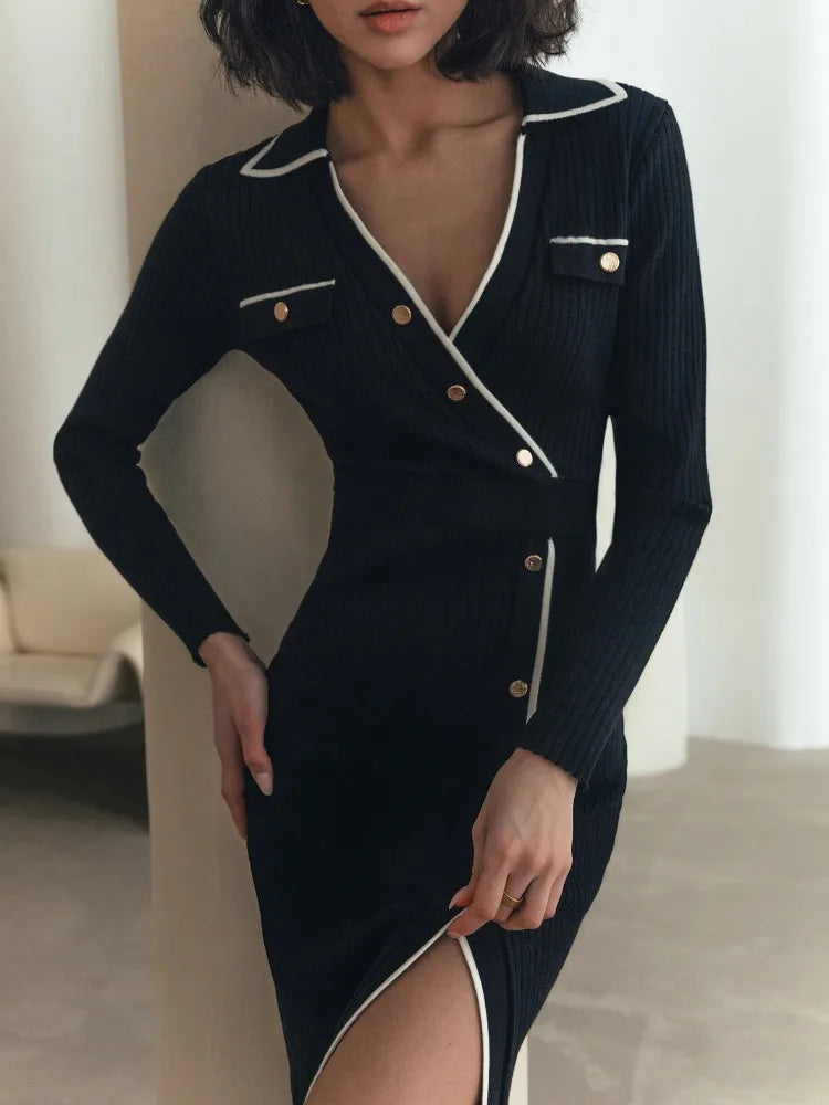 Classic Vintage Dress with a Flattering Fit