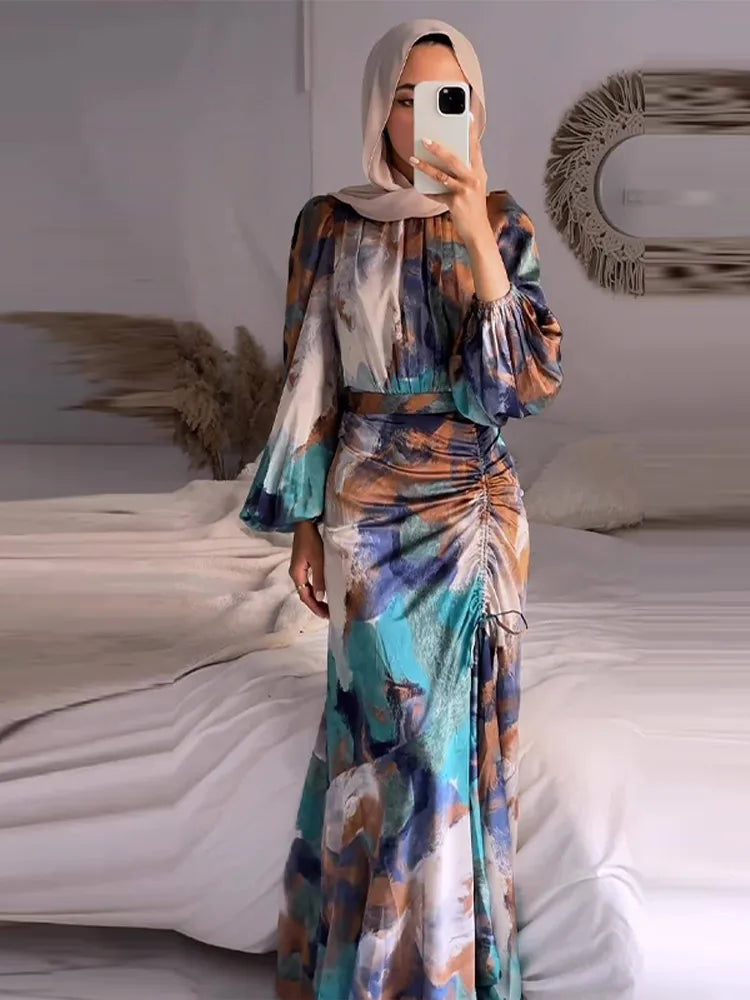 Classic Vintage & Enduringly Stylish Dress