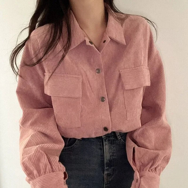 Well Tailored Shirt with a Graceful Silhouette