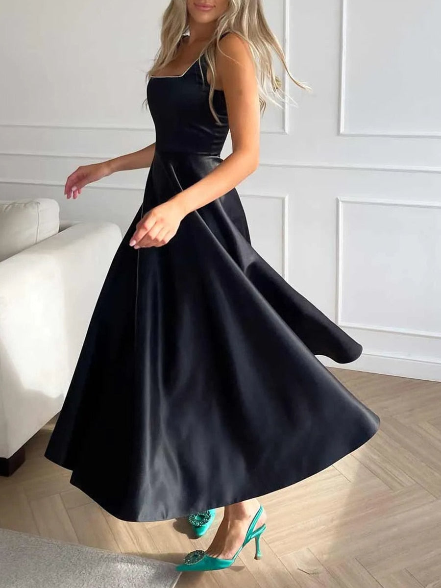 Effortlessly Elegant Dress with a Timeless Design