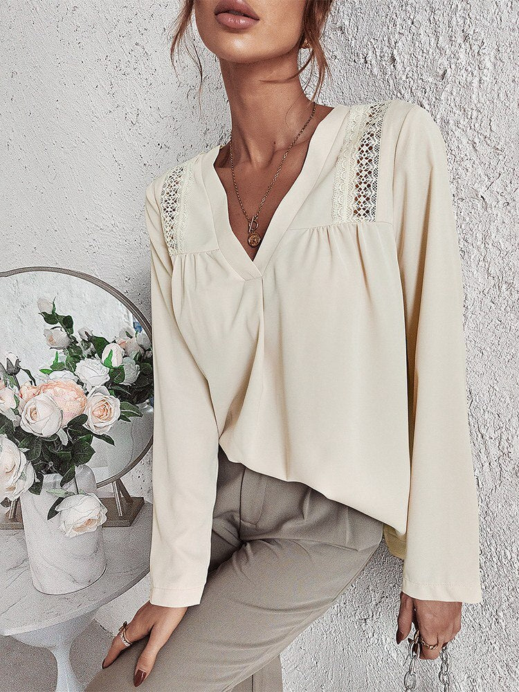 Beautifully Finished Blouse in a Timeless Design