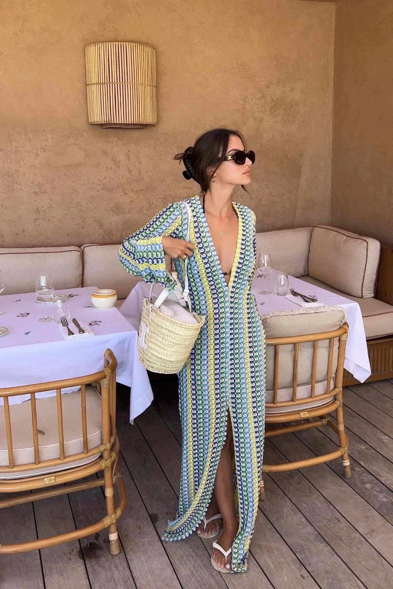 Effortlessly Elegant Dress with a Timeless Design