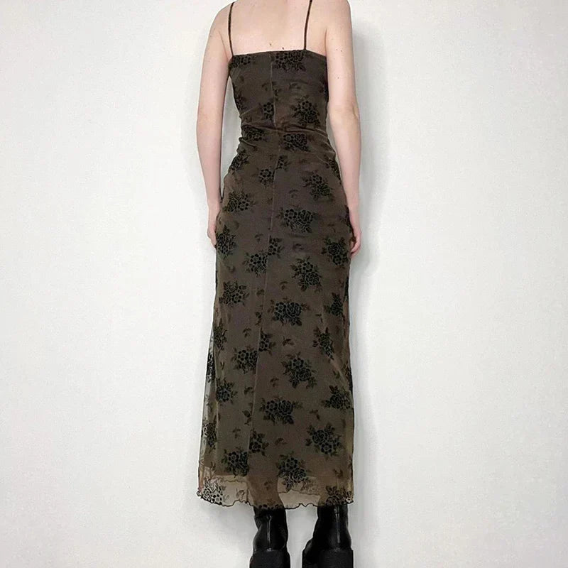 Classic Vintage & Enduringly Stylish Dress