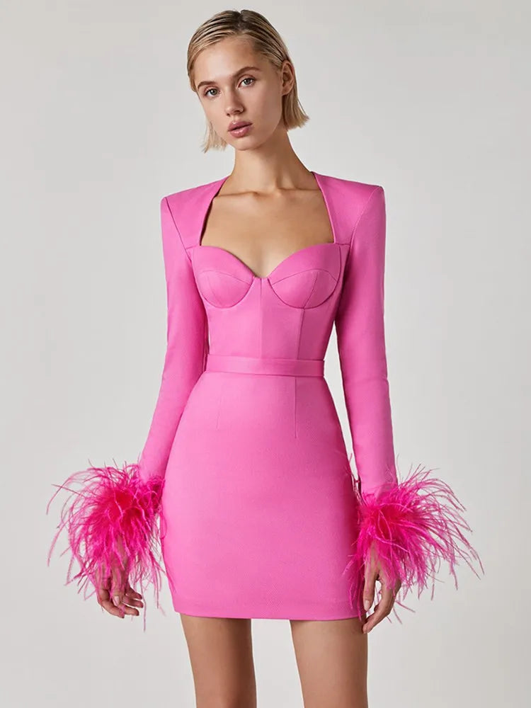 Beautifully Finished Dress in a Timeless Design