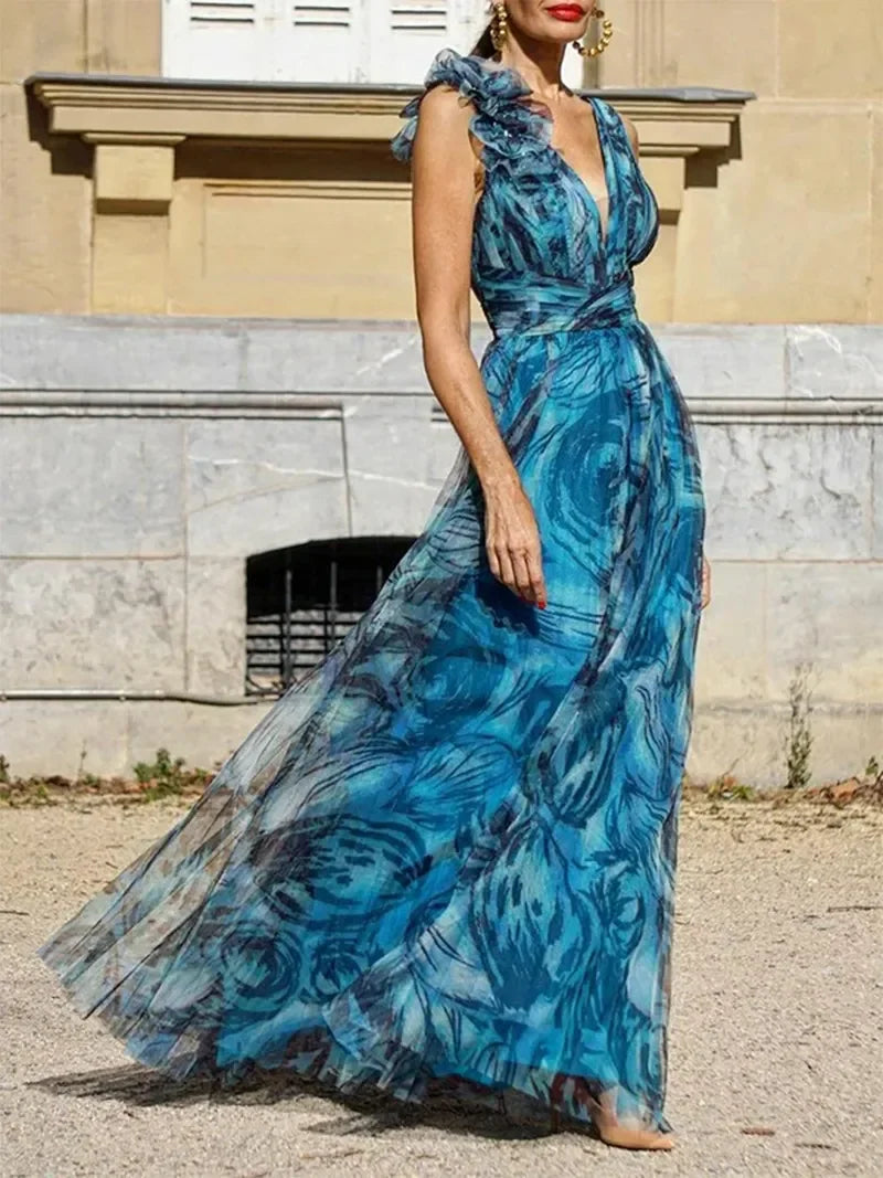 Classic Vintage & Enduringly Stylish Dress