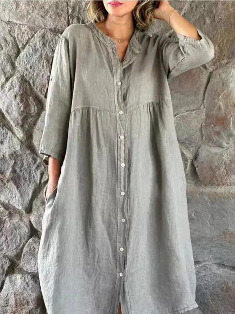 Well Tailored Dress with a Graceful Silhouette