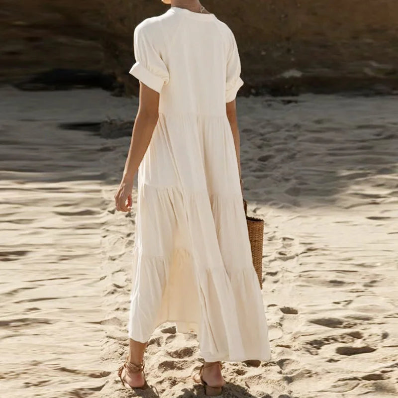 Well Tailored Dress with a Graceful Silhouette