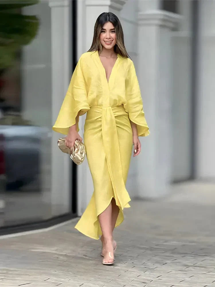 Sophisticated Dress with a Clean Classic Look