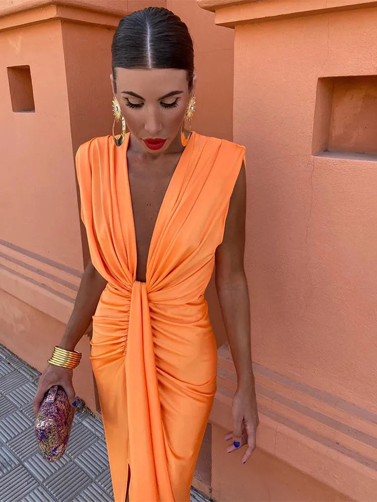Gracefully Styled Dress for Any Occasion
