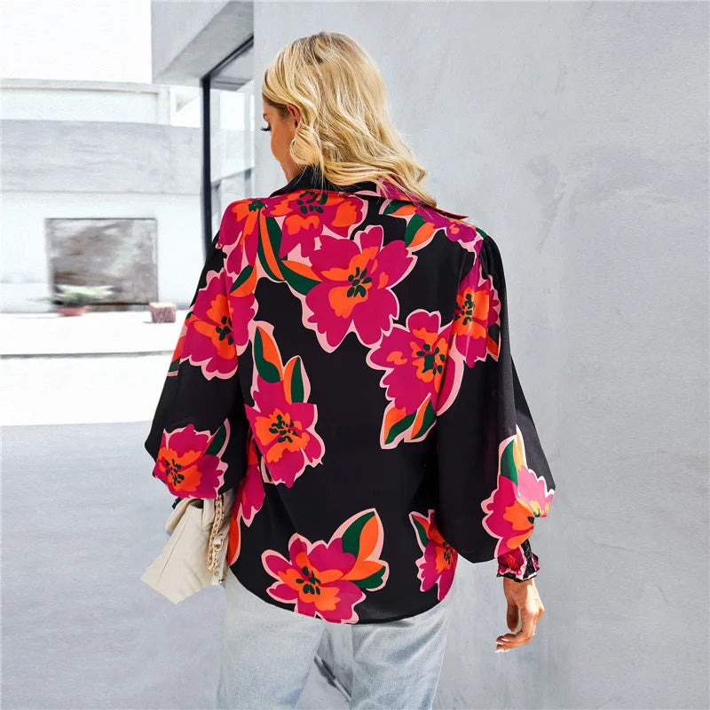Effortlessly Elegant Blouse with a Timeless Design