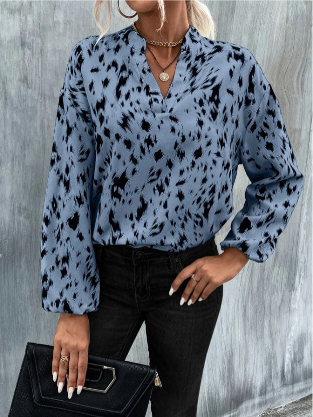 Sophisticated Blouse with a Clean Classic Look