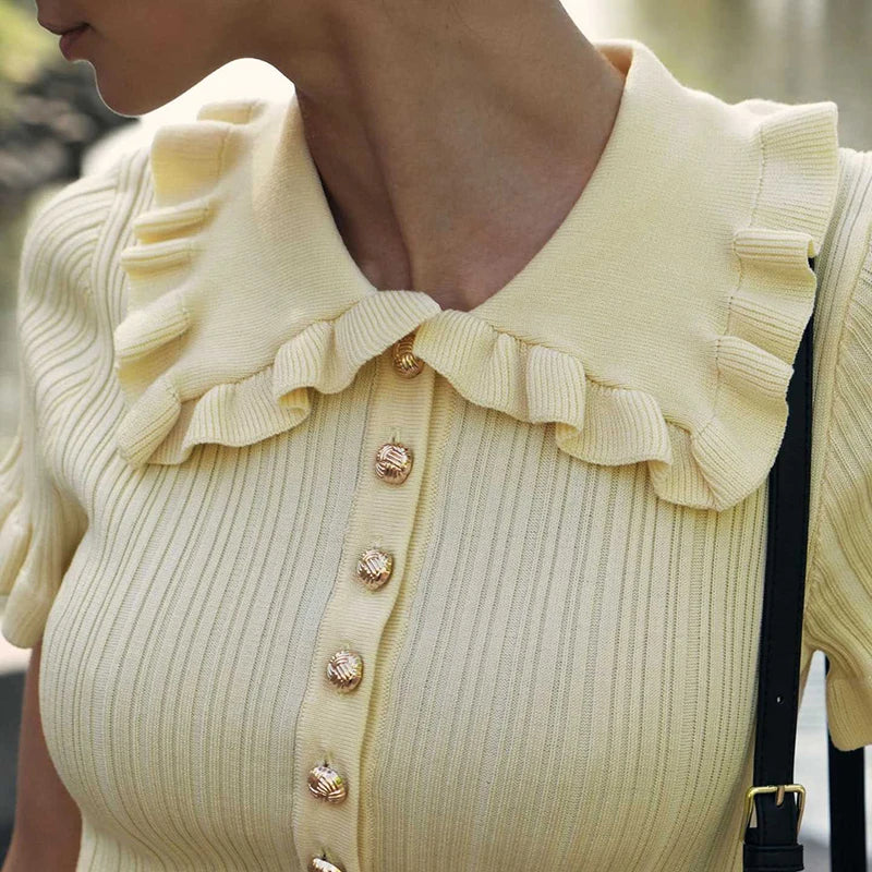 Beautifully Finished Dress in a Timeless Design