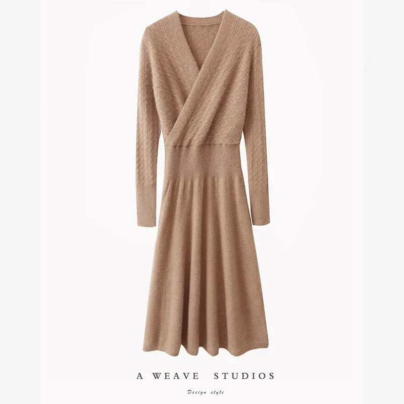 Effortlessly Elegant Dress with a Timeless Design