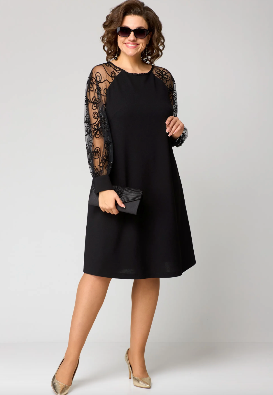 Classic Vintage Dress with a Flattering Fit