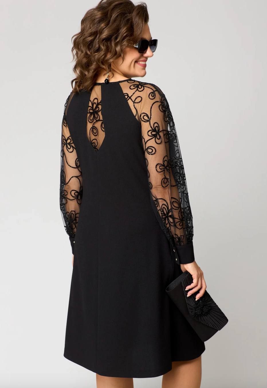 Classic Vintage Dress with a Flattering Fit