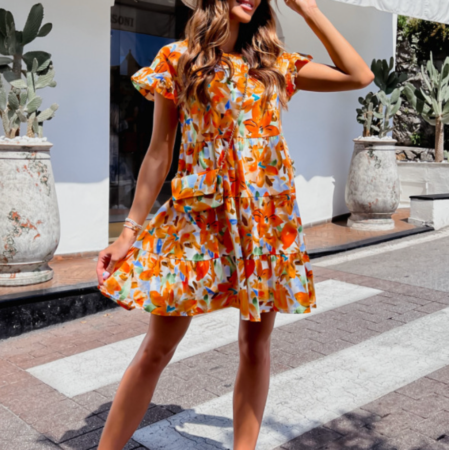 Well Tailored Dress with a Graceful Silhouette