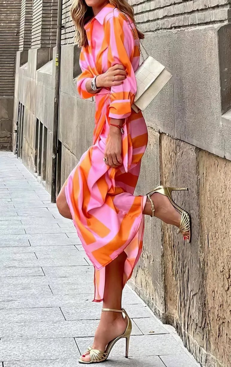 Beautifully Finished Dress in a Timeless Design