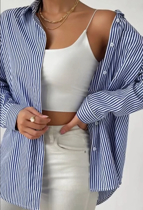 Well Tailored Blouse with a Graceful Silhouette