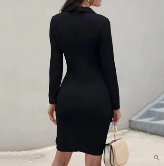 Beautifully Finished Dress in a Timeless Design