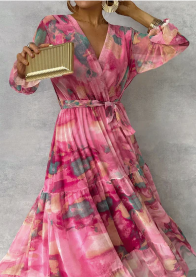 Beautifully Crafted Dress in a Classic Style