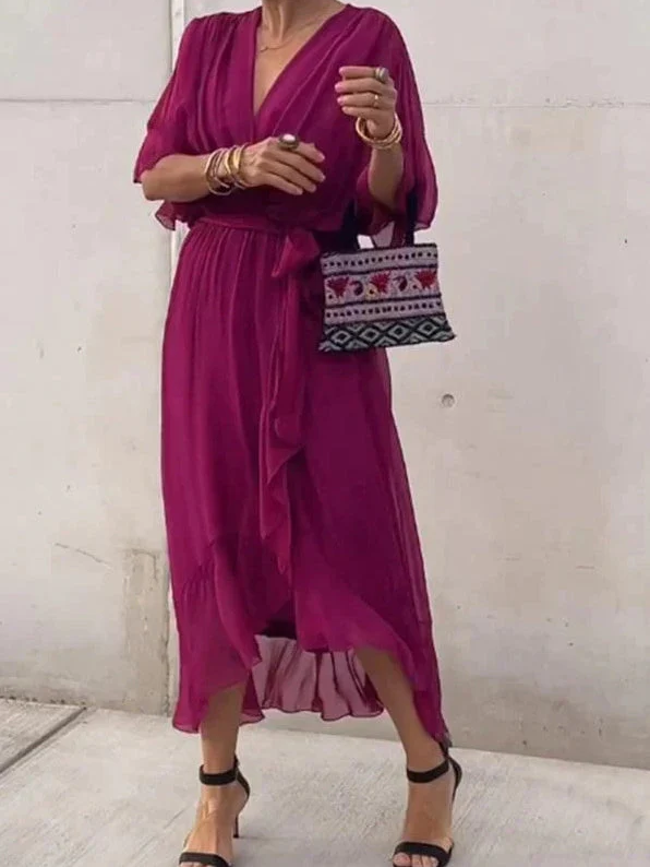 Classic Vintage Dress with a Flattering Fit