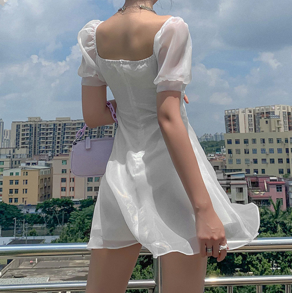 Beautifully Crafted Dress in a Classic Style