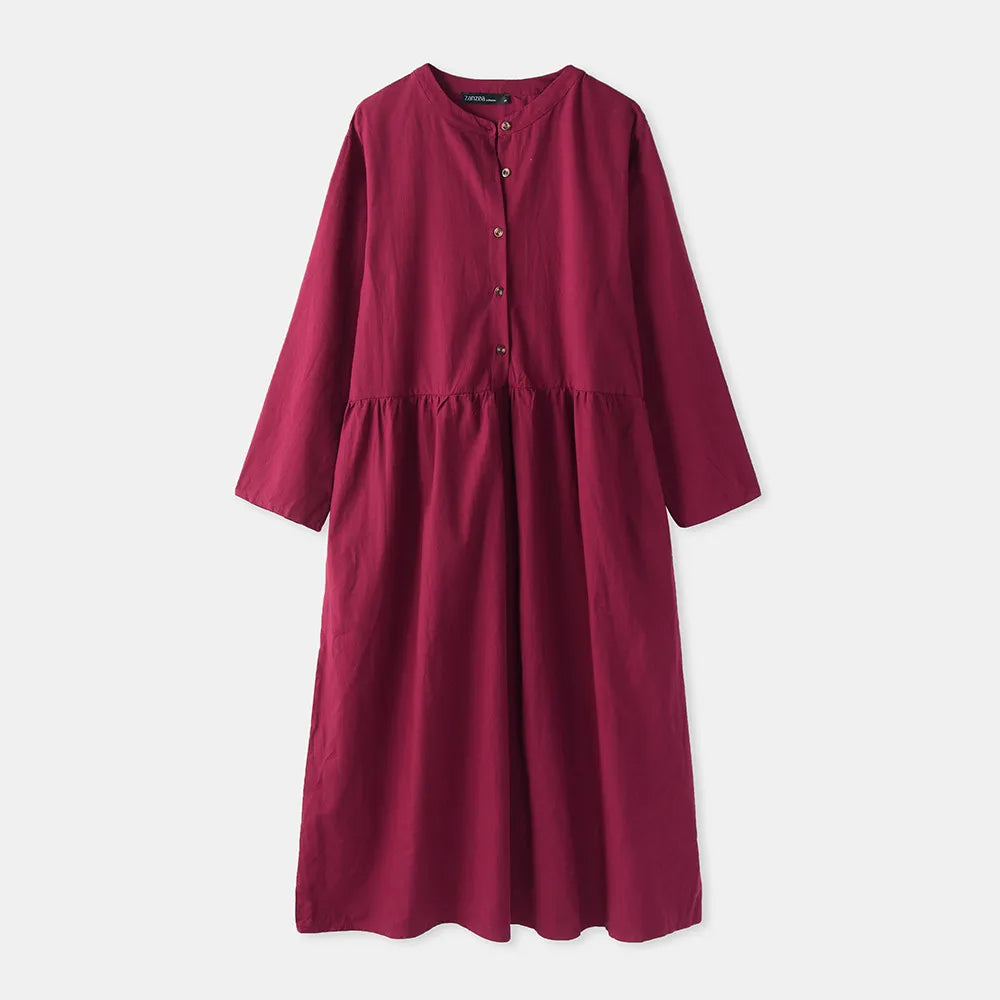 Classic Vintage Dress with a Flattering Fit