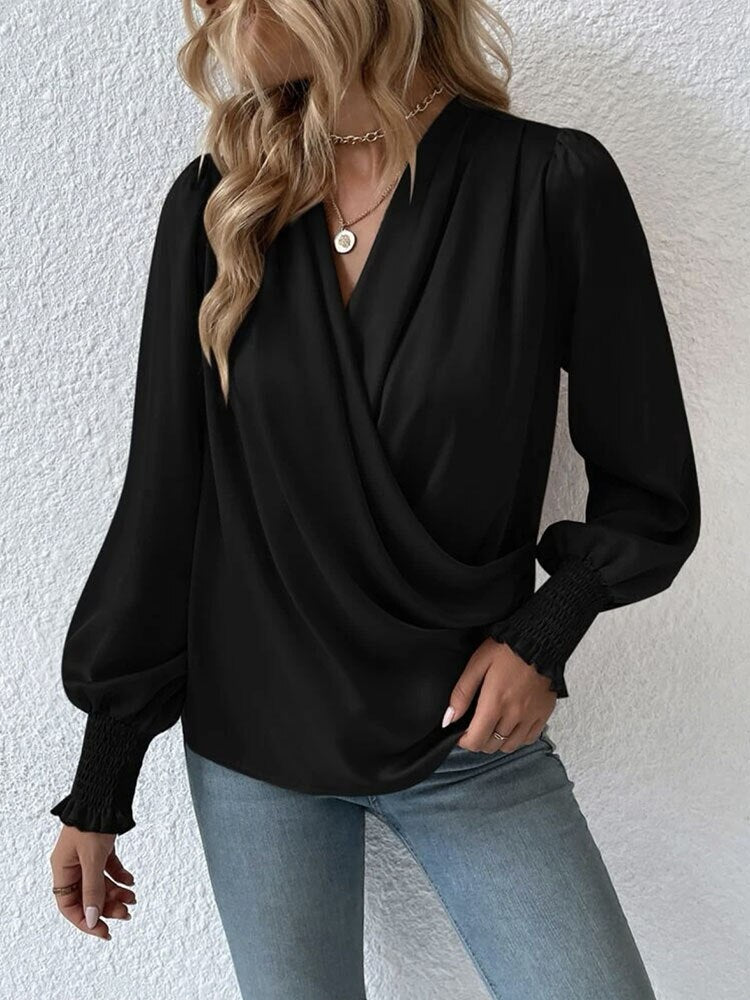 Beautifully Finished Shirt in a Timeless Design