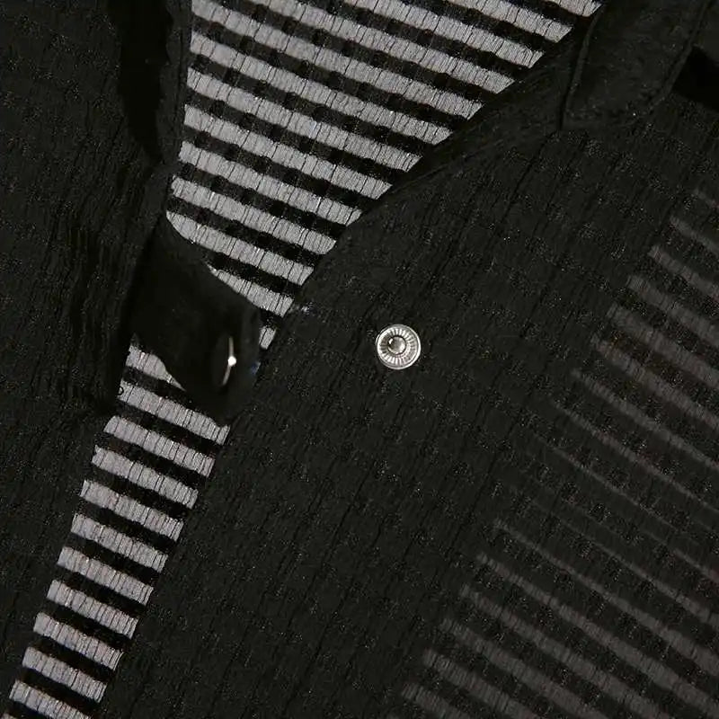 Effortlessly Elegant Shirt with a Timeless Design
