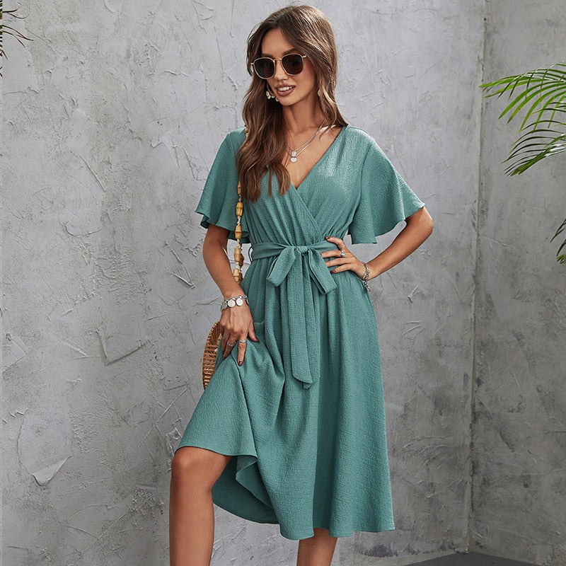 Sophisticated Dress with a Clean Classic Look