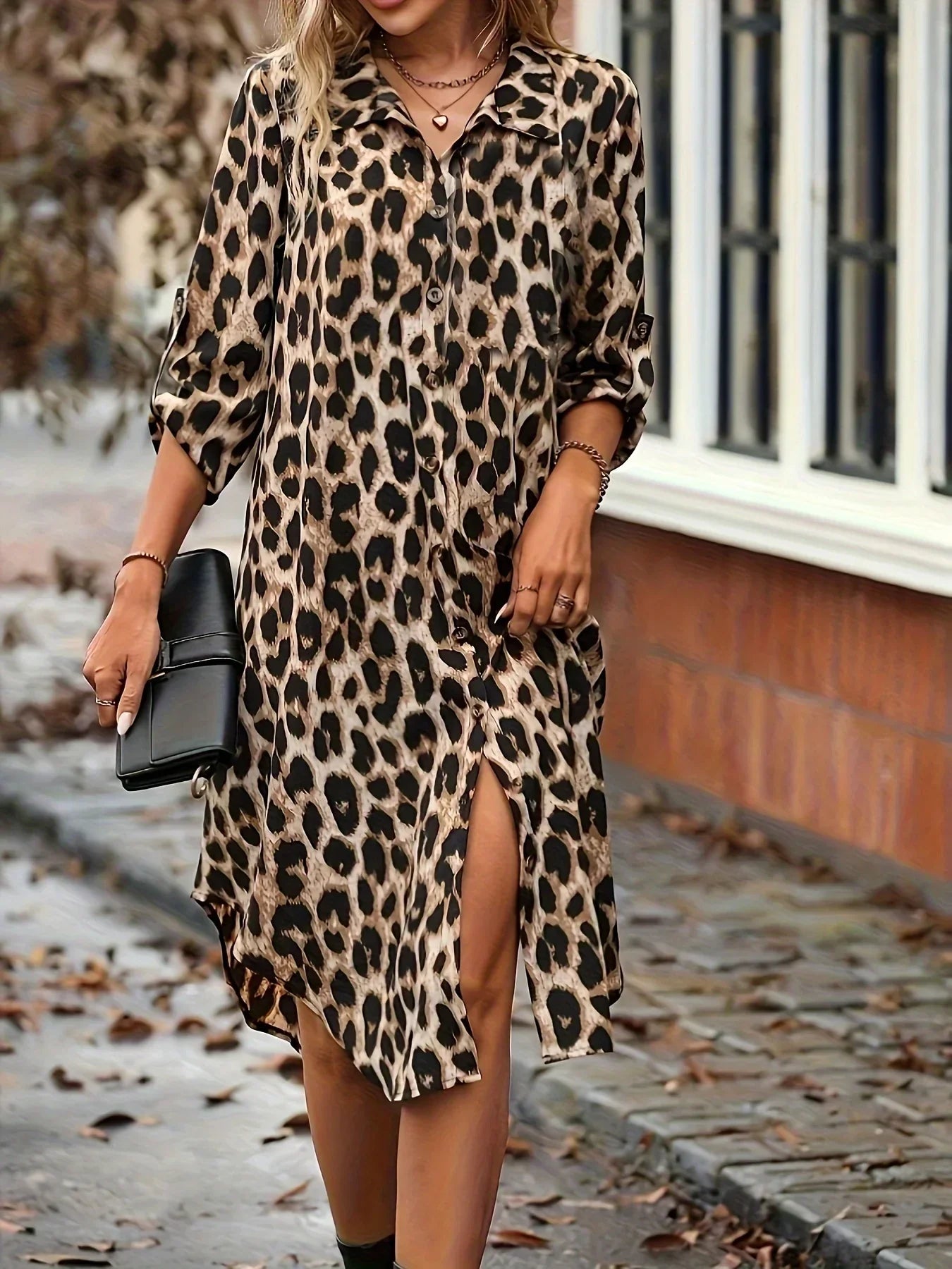 Classic Vintage Dress with a Flattering Fit