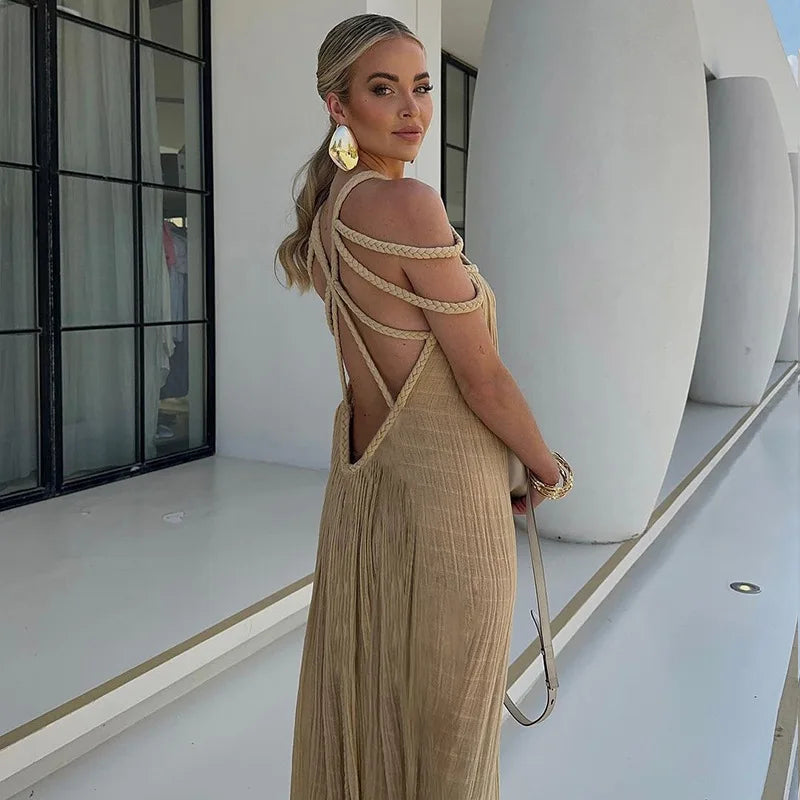 Gracefully Styled Dress for Any Occasion