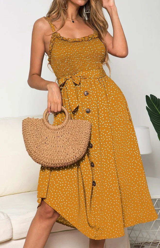 Effortlessly Elegant Dress with a Timeless Design