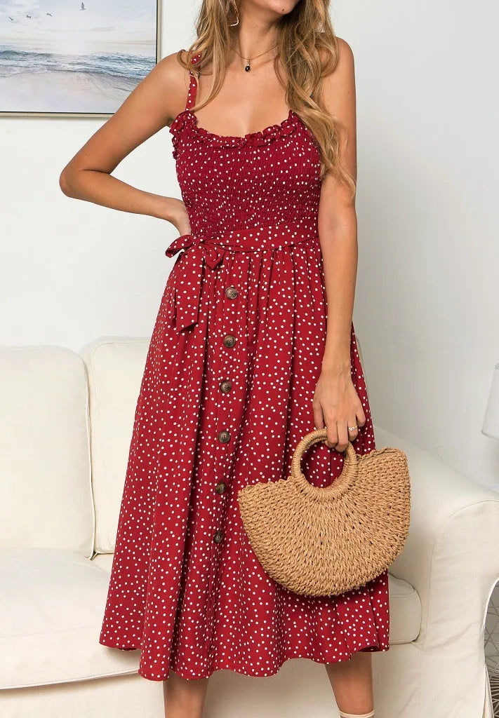 Effortlessly Elegant Dress with a Timeless Design