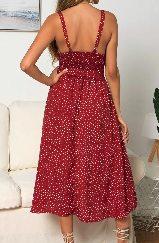 Gracefully Styled Dress for Any Occasion