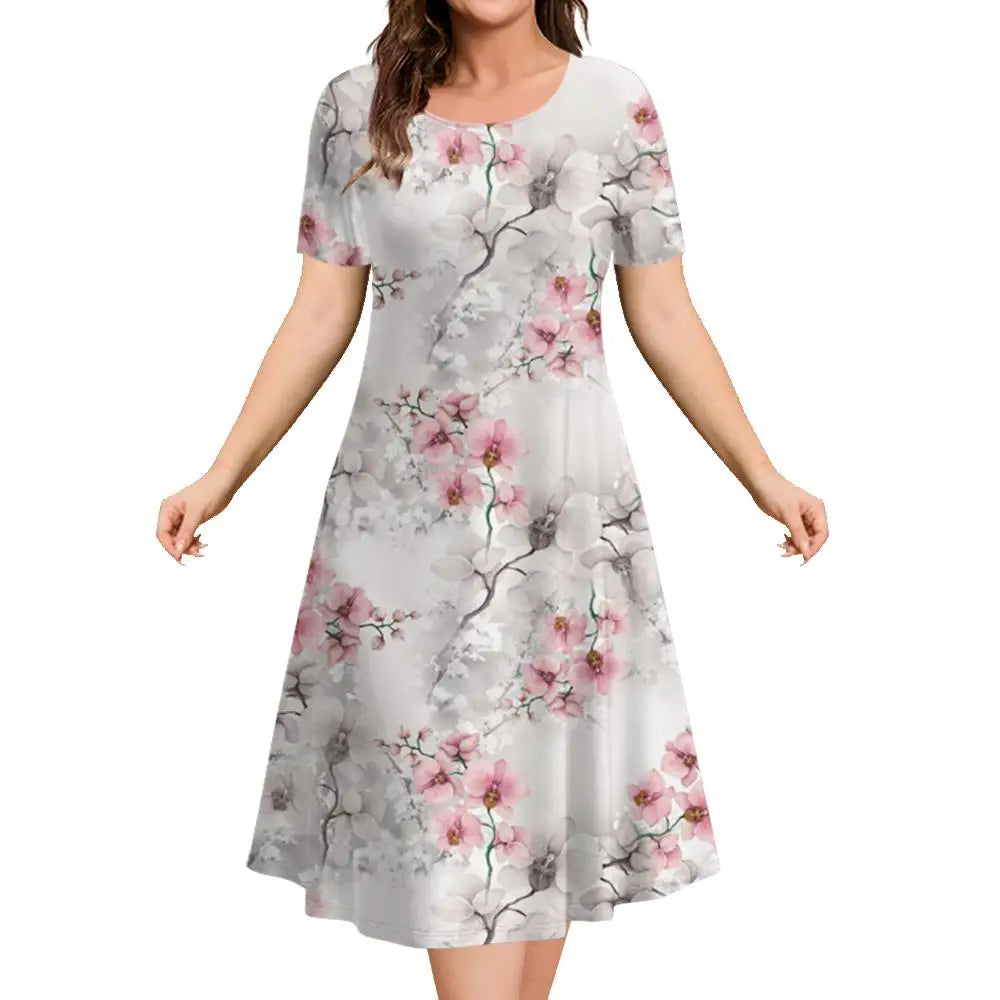 Beautifully Finished Dress in a Timeless Design